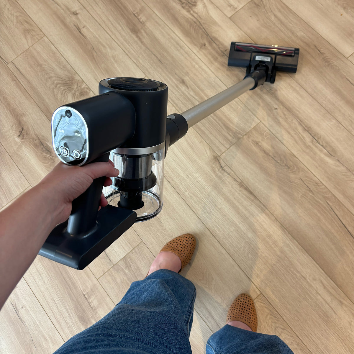 22.2V Cordless 2-In-1 StickVac